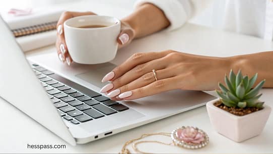 Financially Disciplined Women Love These Nails Financially Disciplined Women Love These Nails